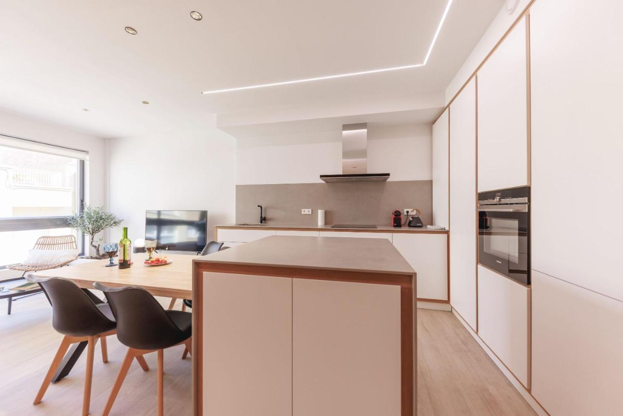 ז'ירונה Bravissimo Centre, Modern 2-Bedroom Apartment מראה חיצוני תמונה